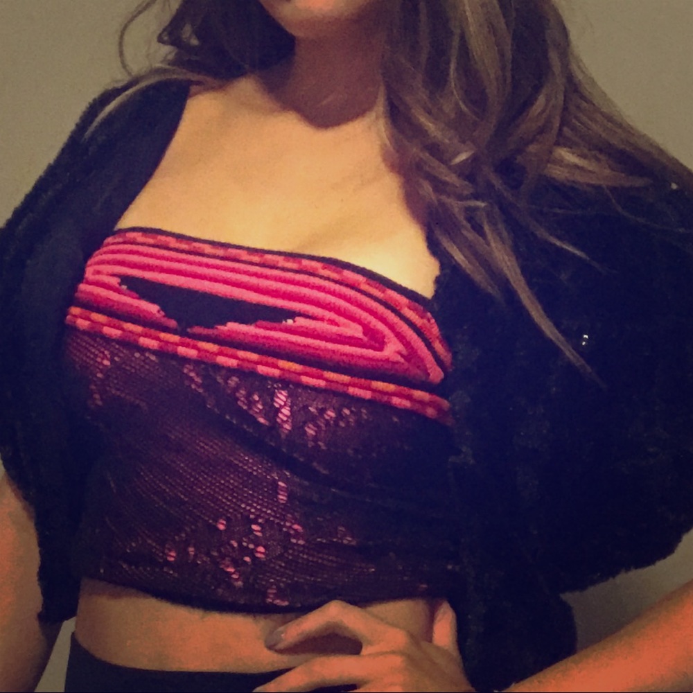 Hand made crop-top